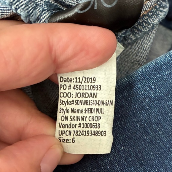 Nine West Women's Jeans Heidi Pull On Skinny Crop 6 - Picture 12 of 13